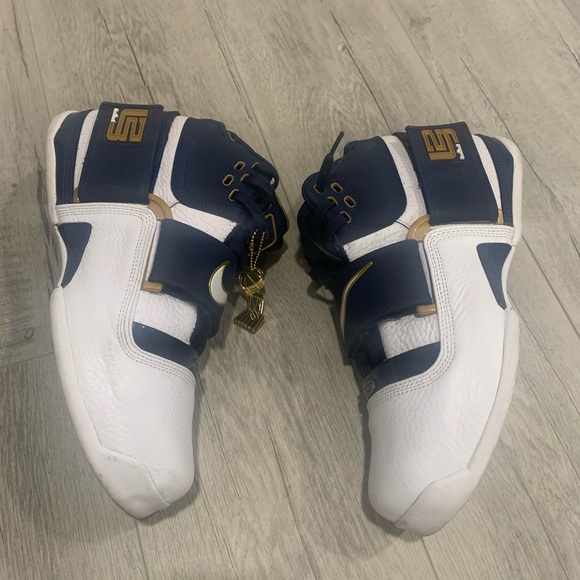 zoom lebron soldier ct16 qs